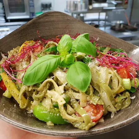 ホテル Quellenhof